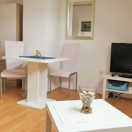 ווליקה גוריצה Mia Airport Studio Apartment - 0-24H Self Check In&Out - Parking On Site מראה חיצוני תמונה