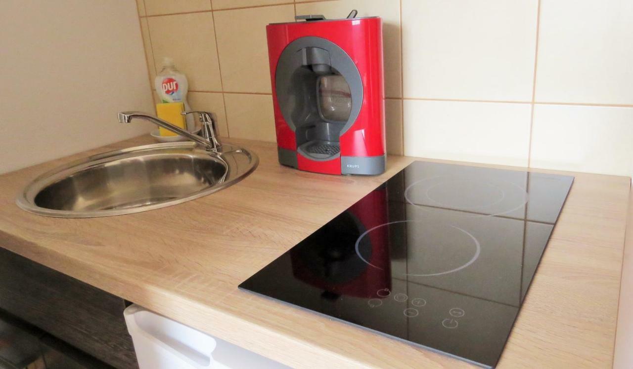 ווליקה גוריצה Mia Airport Studio Apartment - 0-24H Self Check In&Out - Parking On Site מראה חיצוני תמונה